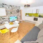 Highstyle Downtown Apartment Bucharest