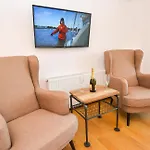 Highstyle Downtown Apartment Bucharest